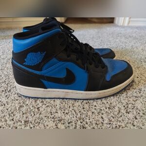 Nike Air Jordan High-Top